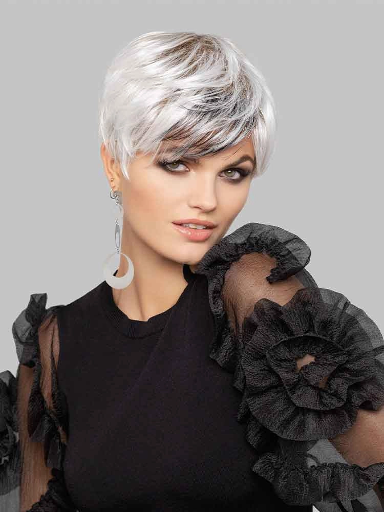 Accessories_Gisela Mayer_Ladies Wigs Super Lizzy wig - Gisela Mayer