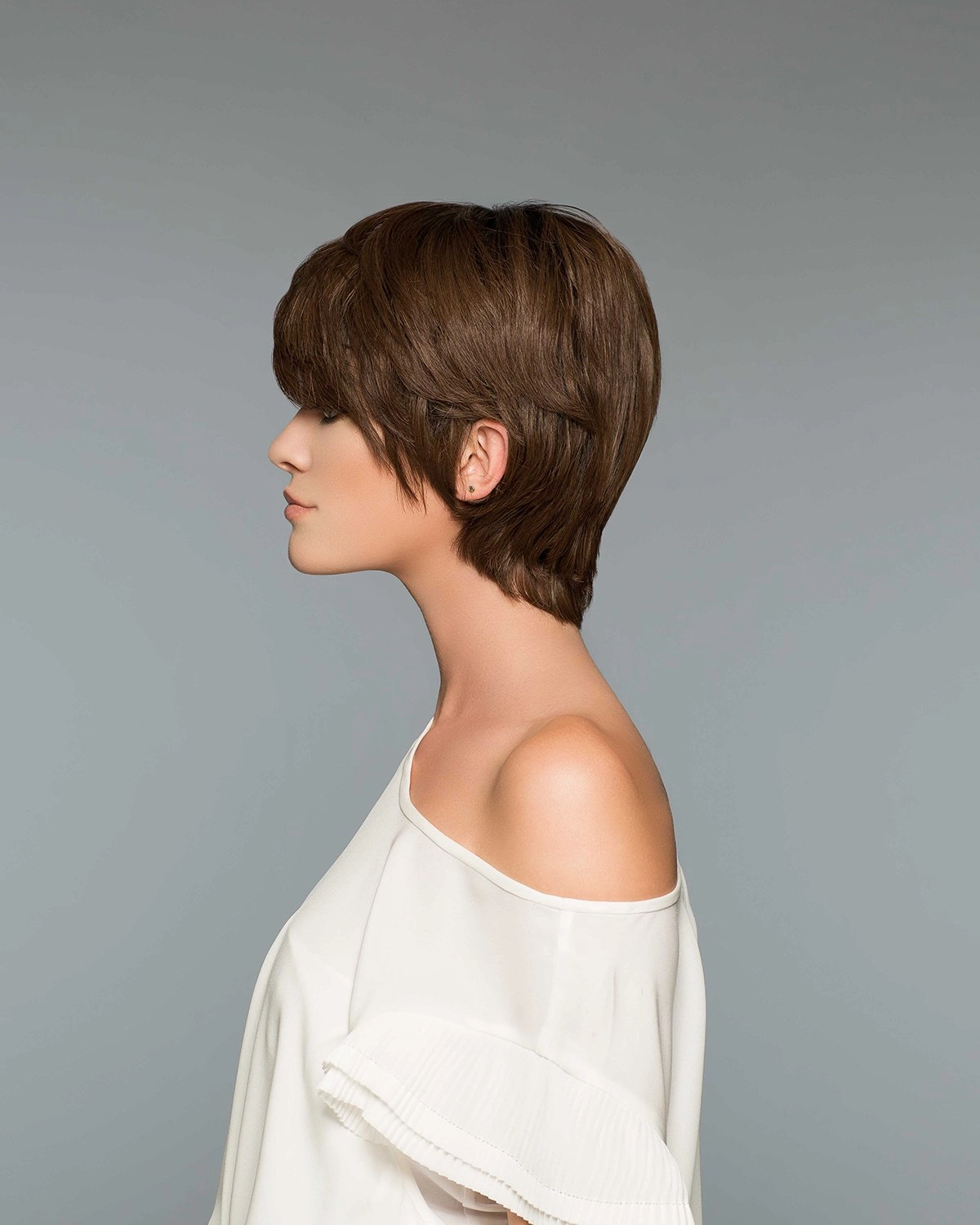 Accessories_Wig Pro By Wig Usa_Wigs Lori Petite by Wig USA  Wig Pro Collection