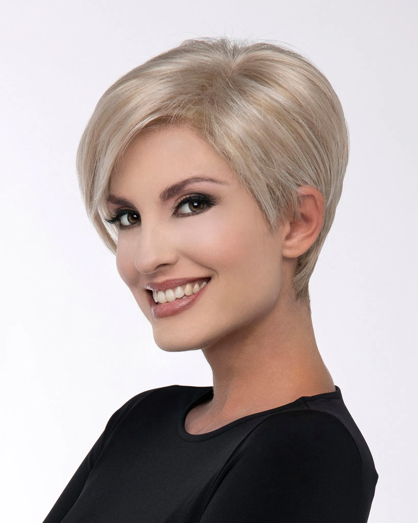 Amy Wig by Envy | Lace Front | Mono Part | Synthetic Fiber