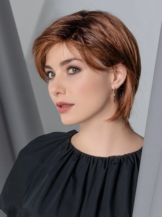 Ava Wig by Ellen Wille | Modixx Collection | Synthetic Fiber