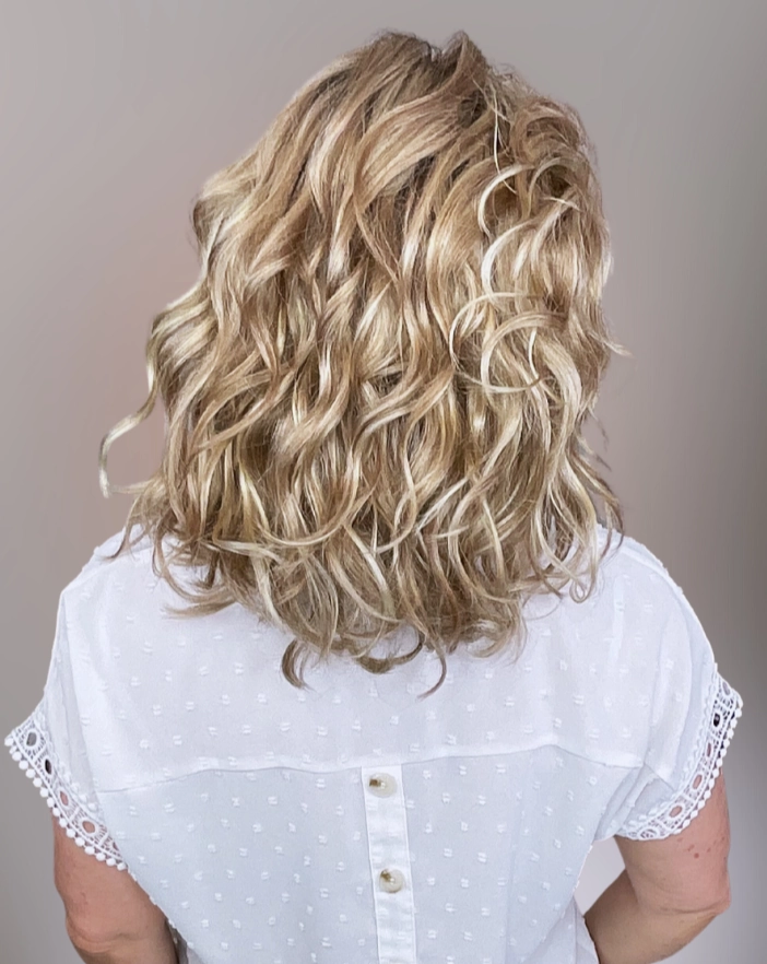 Brooklyn Wig by Estetica | Synthetic Hair | Average Cap