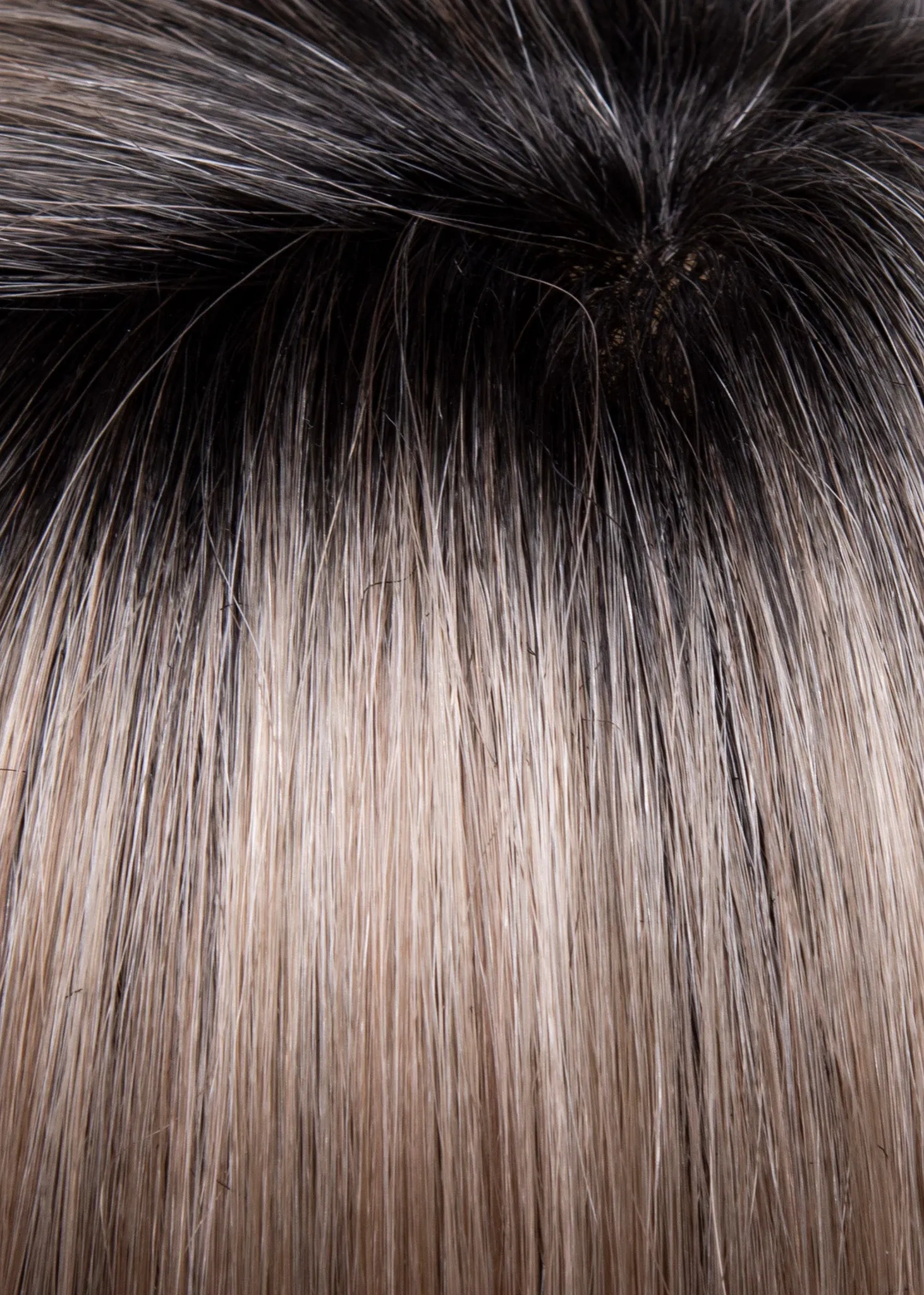 Carley Wig by Envy | Mono Top | Synthetic Fiber