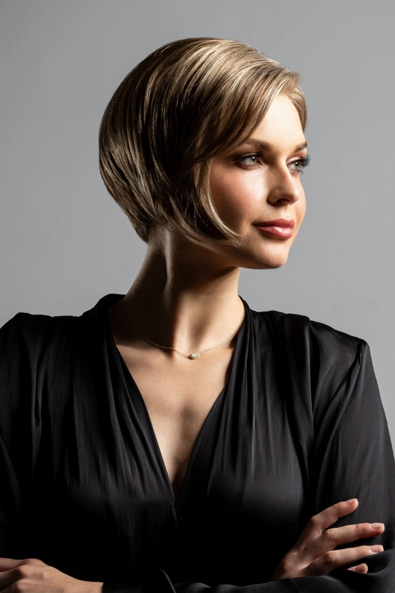 Envy Wigs - Kari