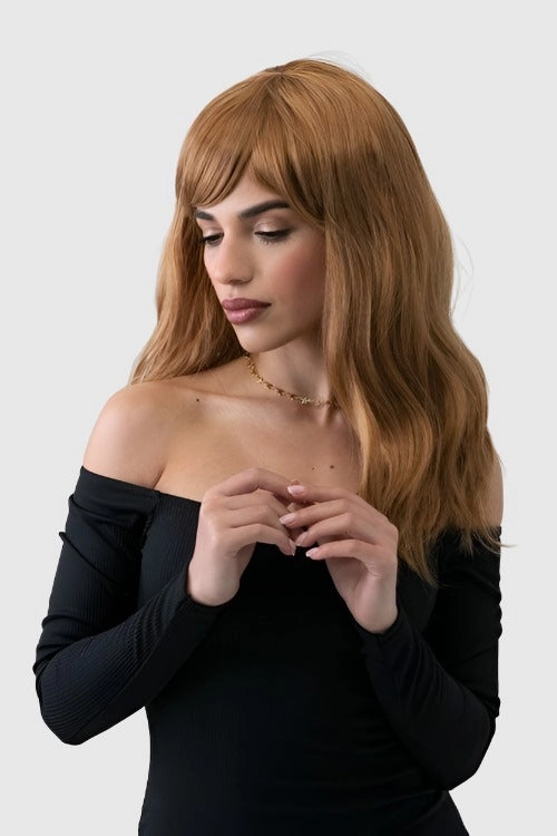 Golden brown wig with long waves: Carmella