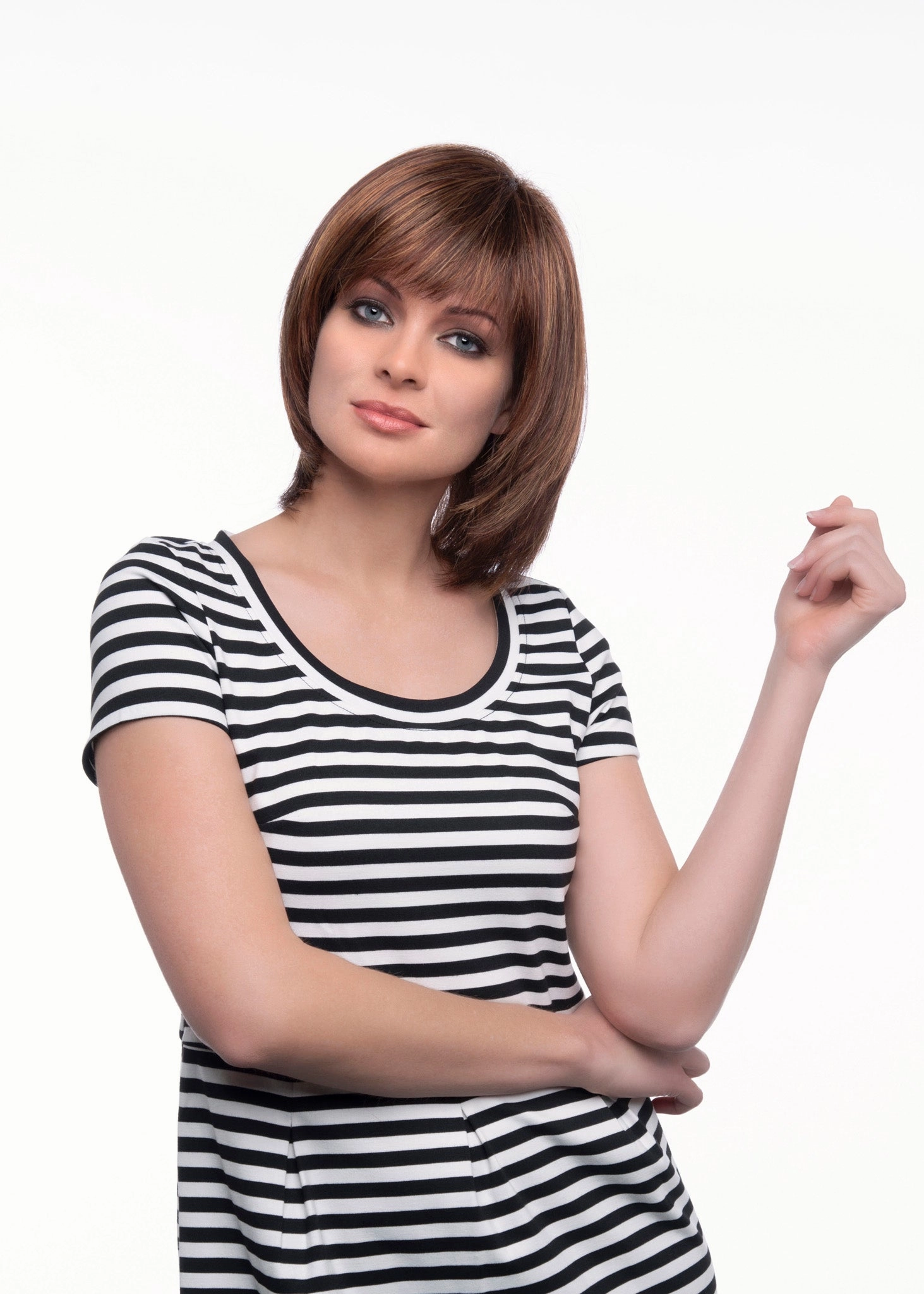 Jasmine Wig by Envy | Mono Top | Synthetic Fiber