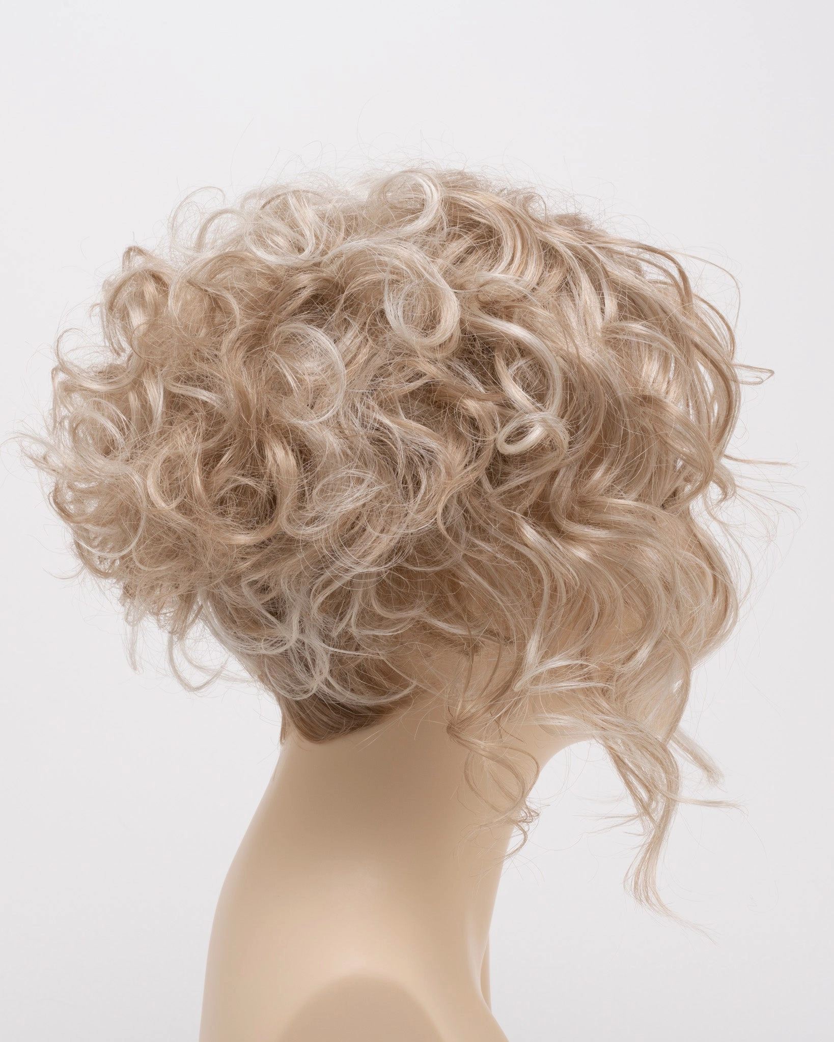 Kelsey Wig by Envy | Open Top | Synthetic Fiber