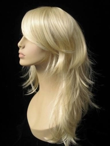 Light blonde wig, long, layered, tip flip: Gabriella