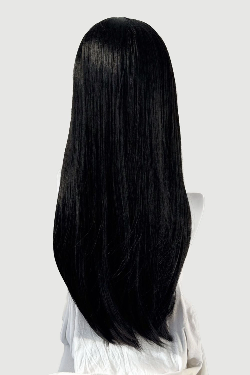 Long, black, straight wig with platinum fringe streak and retro, straight fringe: Imogen