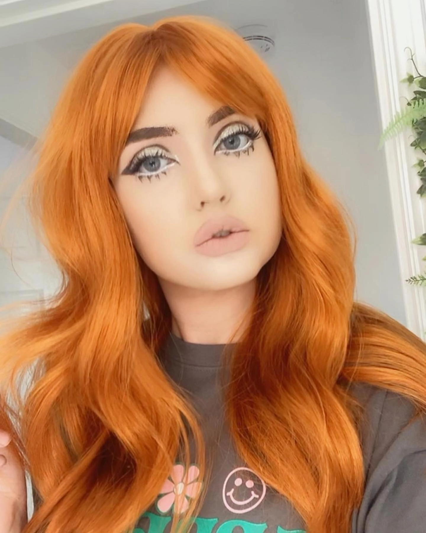 Long ginger wig with cascading waves: Davina