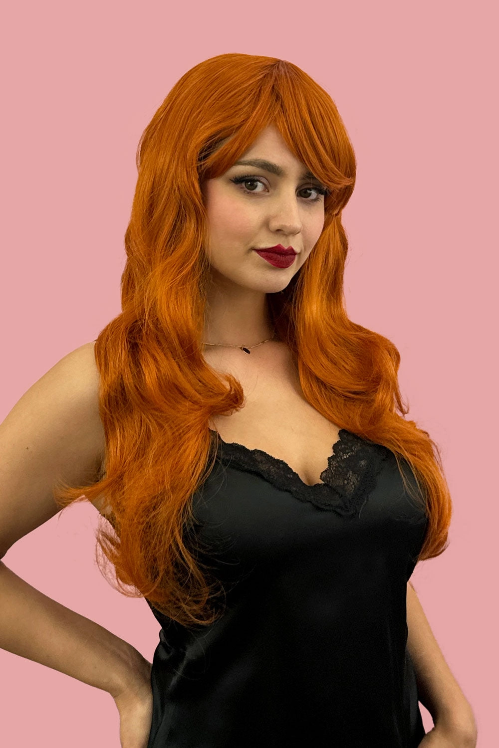 Long ginger wig with loose waves and curls: Ginger