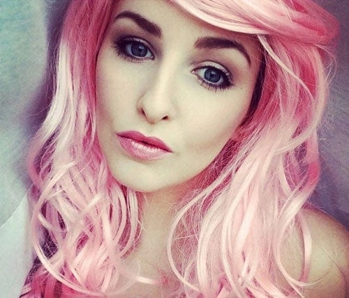 Long pink wig with big loose curls: Donna