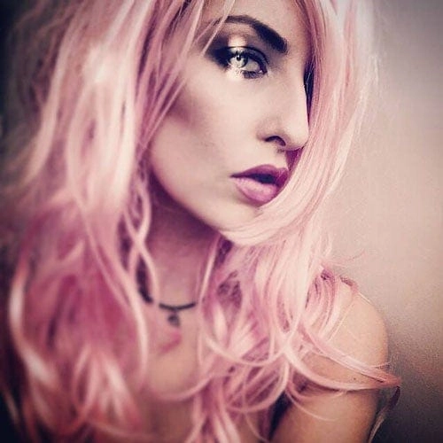Long pink wig with big loose curls: Donna