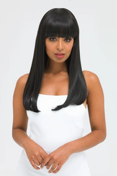 Long straight black wig with straight fringe: Carmen