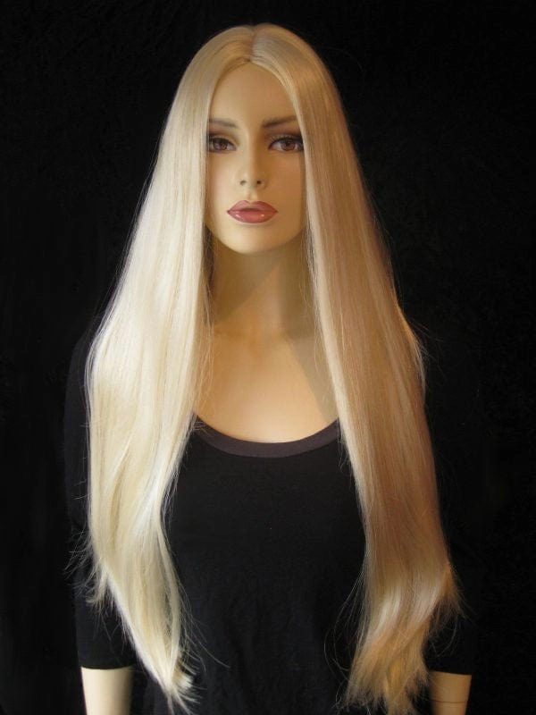 Long straight blonde wig with no fringe: Juste