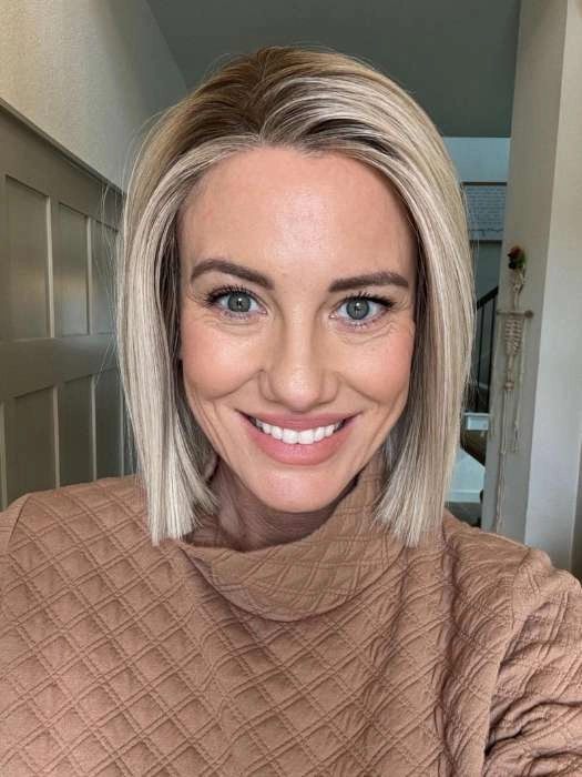 Santa Monica | Synthetic Lace Front Wig (Mono Part)