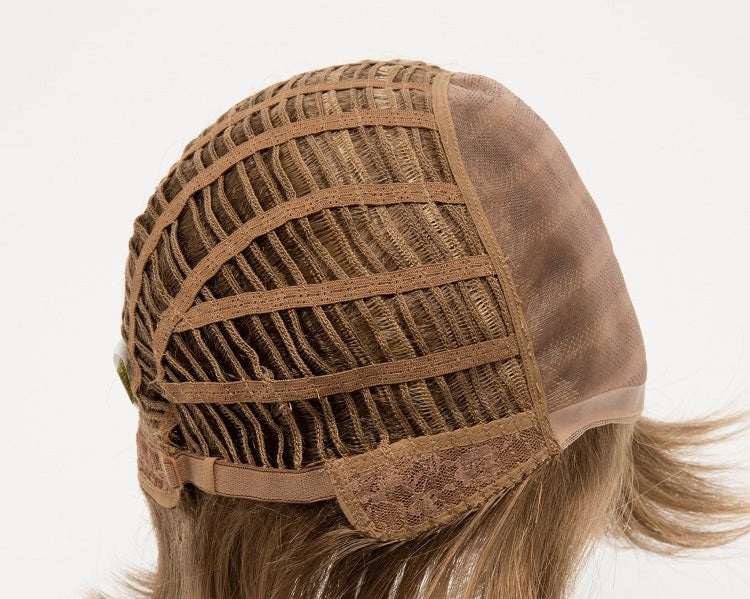 Savannah Wig by Envy | Synthetic Hair | Average Cap