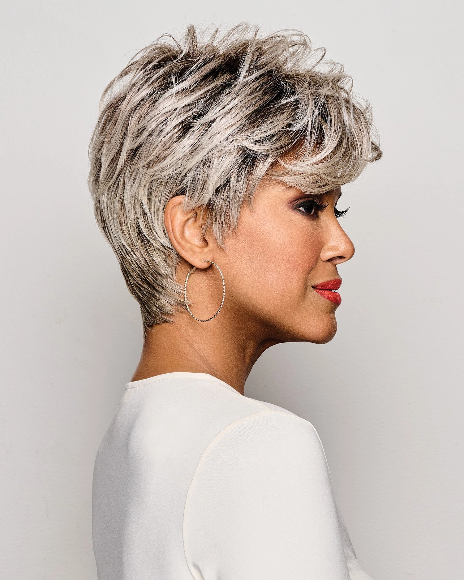 Simone Wig by Kim Kimble | Heat Friendly Synthetic