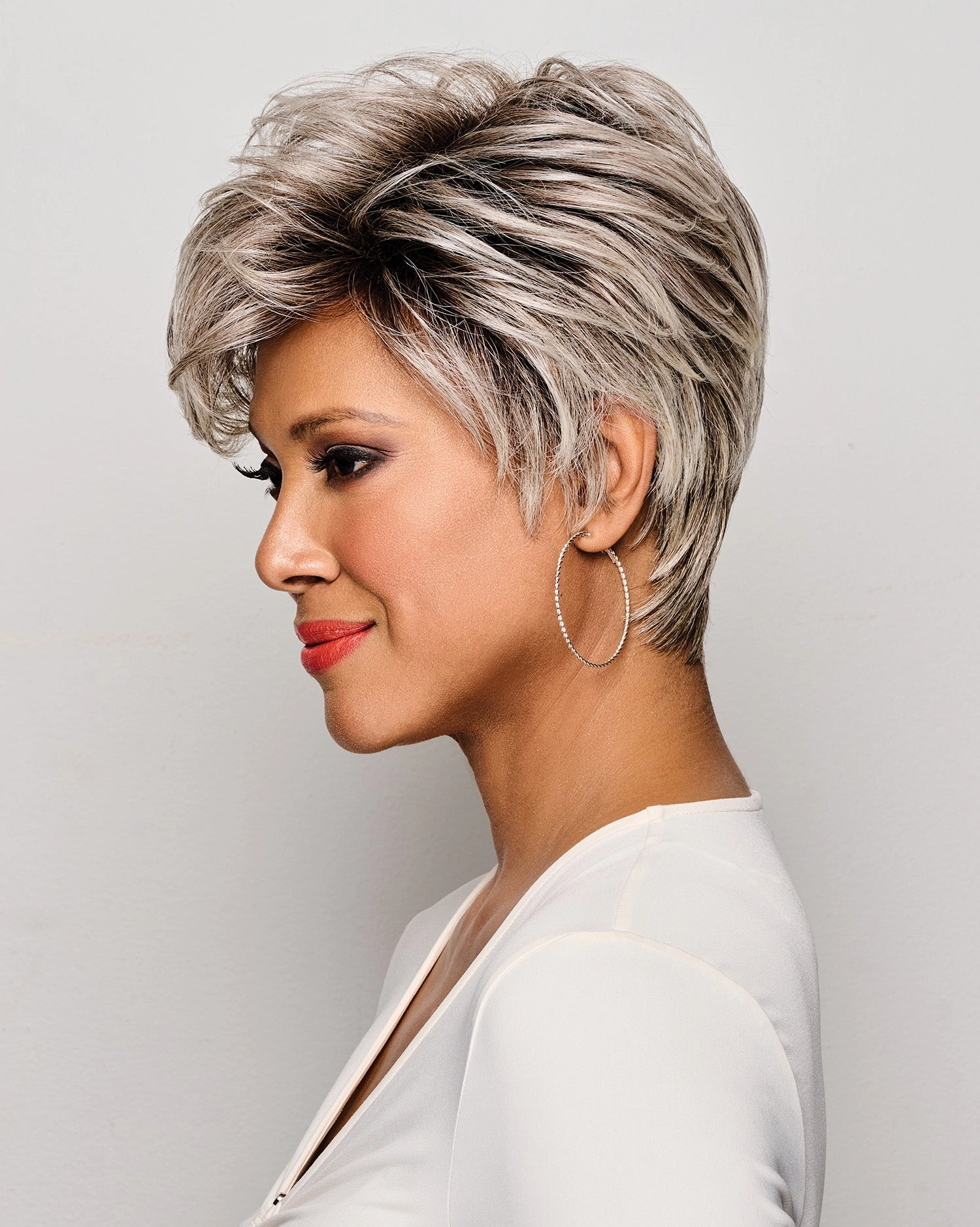 Simone Wig by Kim Kimble | Heat Friendly Synthetic