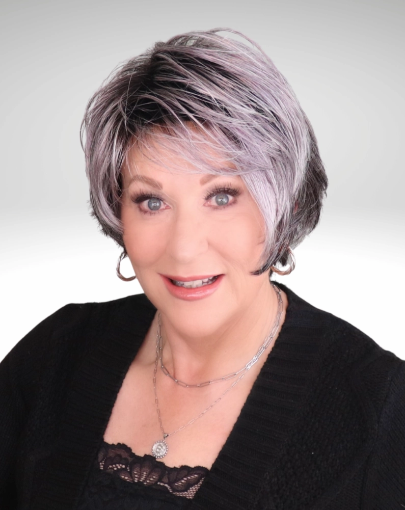 Sky Wig by Ellen Wille | Synthetic Hair | Petite/Average Cap