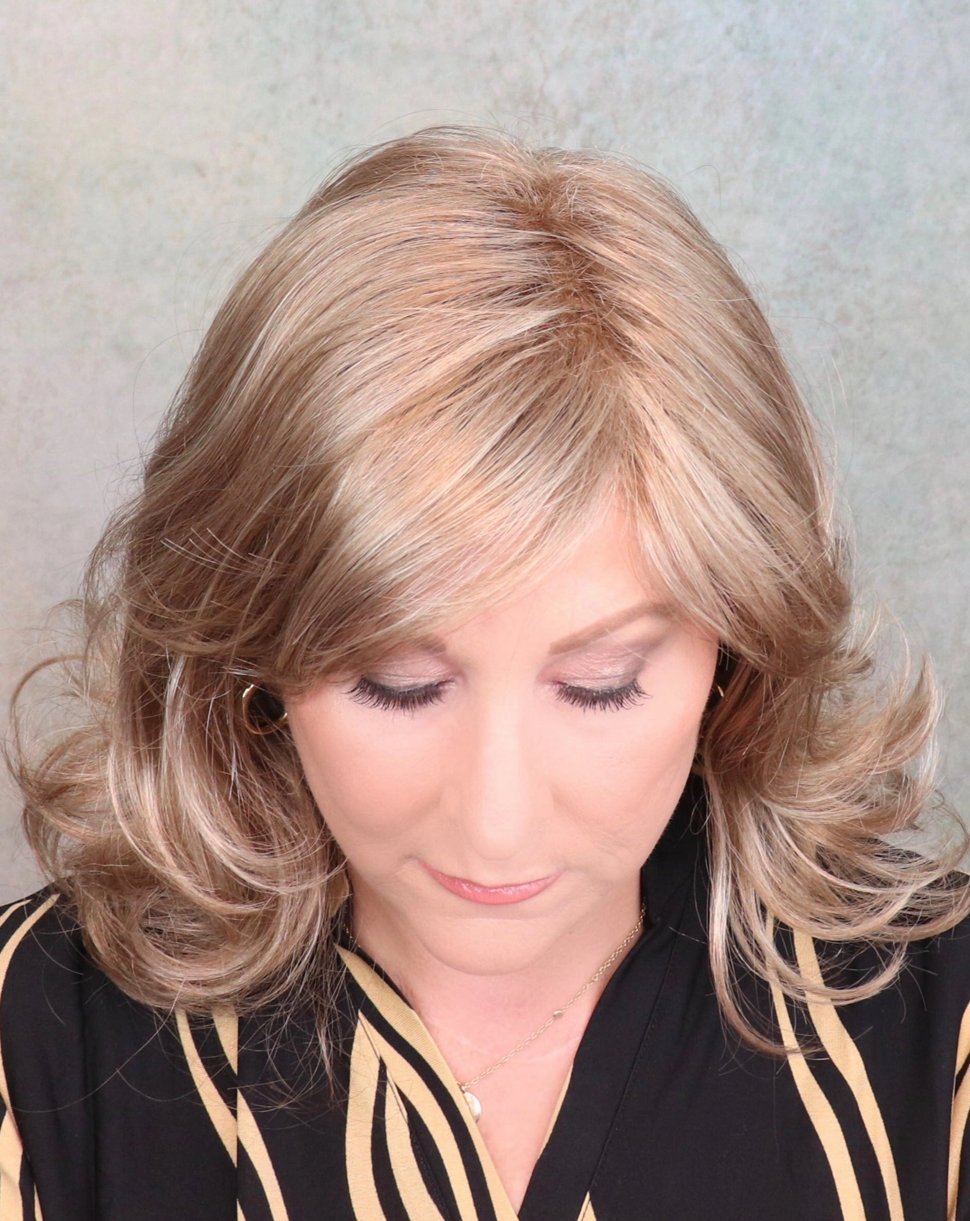 Sonia Wig by Envy | Synthetic Hair | Average Cap