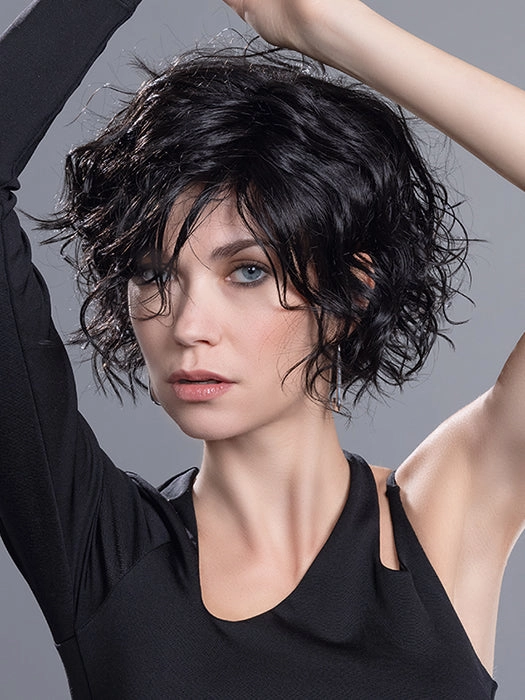 Turn by Ellen Wille | Changes | Synthetic Wig