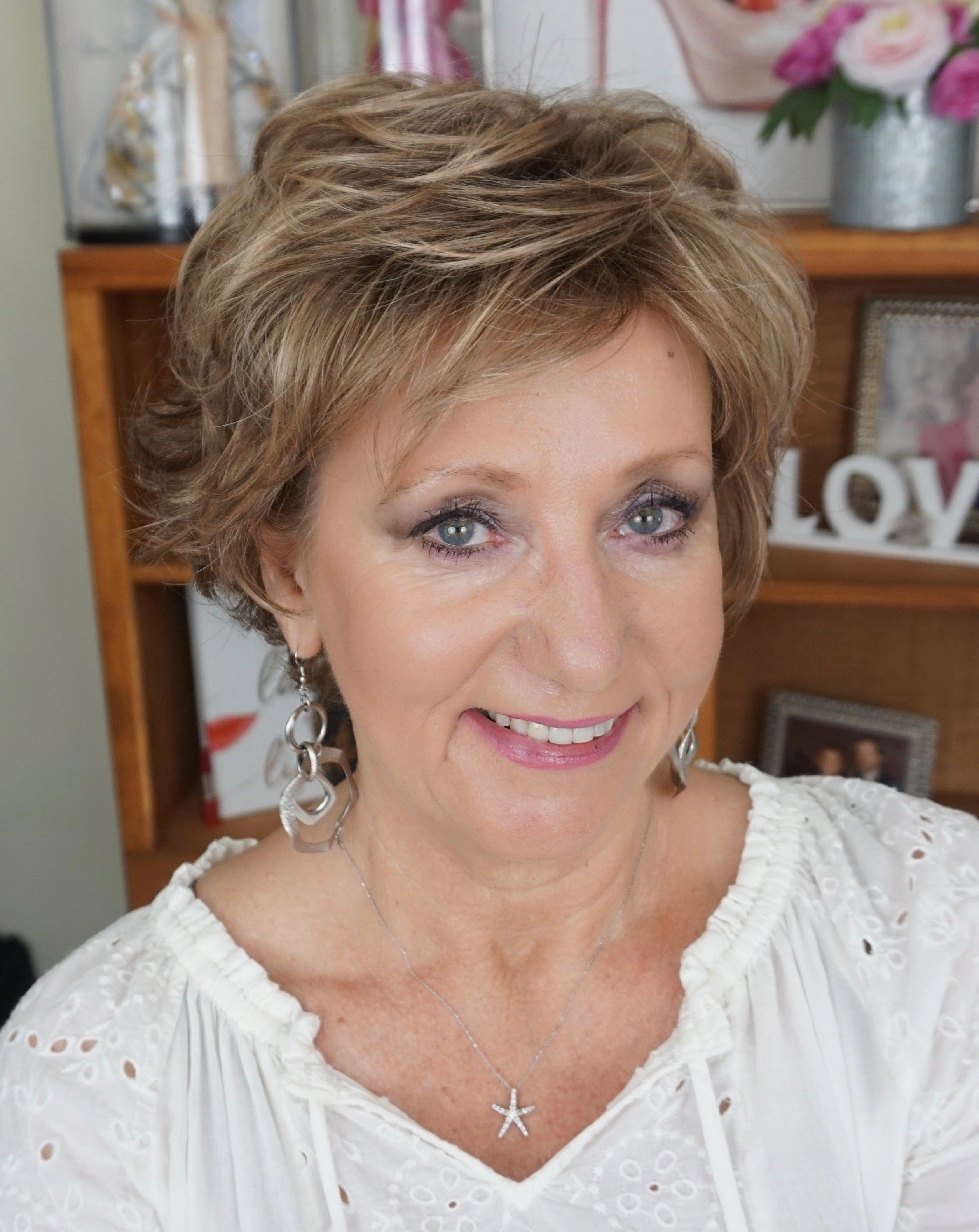 Wing Wig by Ellen Wille | Synthetic Hair | Petite/Average Cap