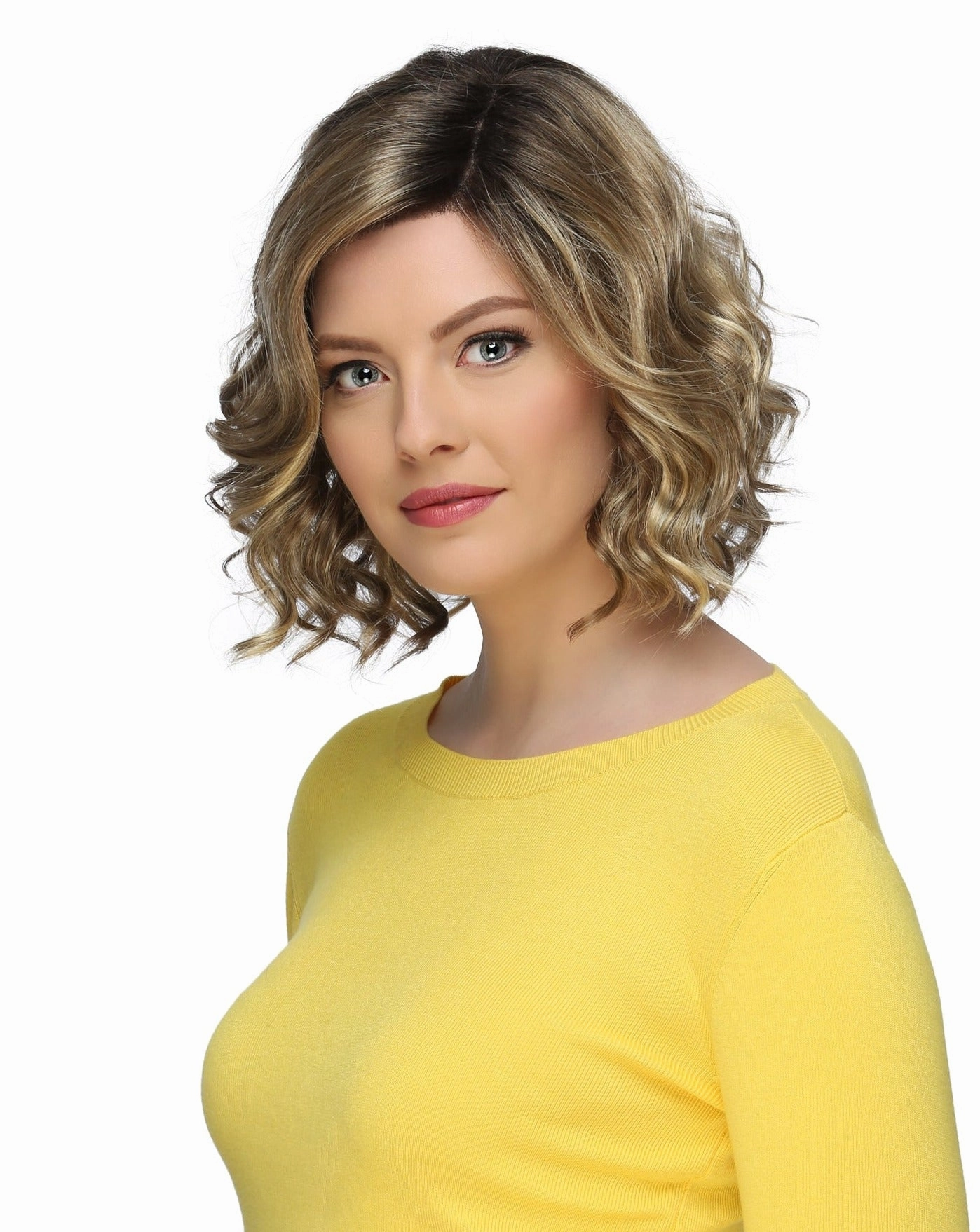 Wren Wig by Estetica | Synthetic Hair | Average Cap