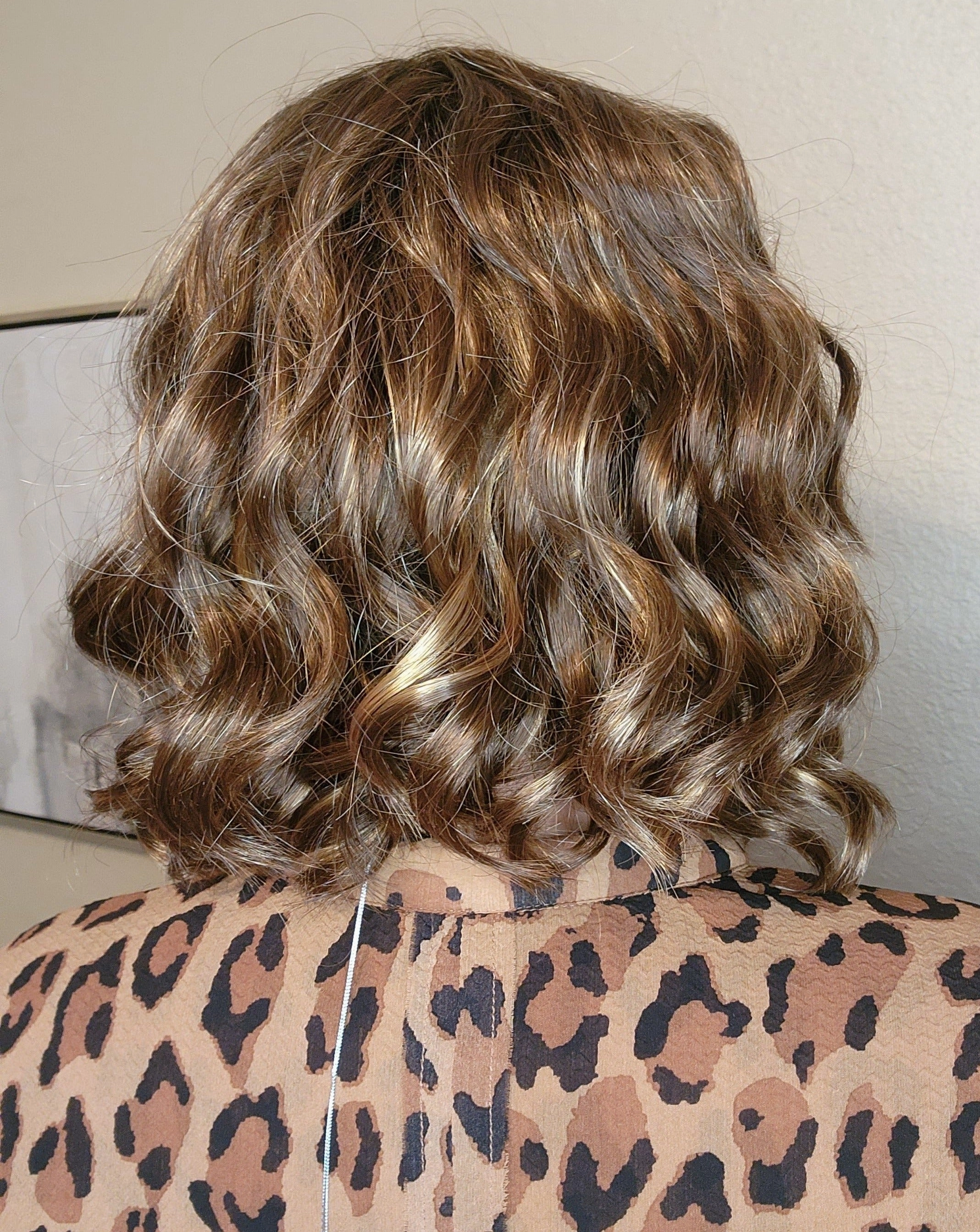 Wren Wig by Estetica | Synthetic Hair | Average Cap